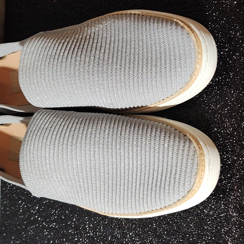 UGG Loafers - Picture 8 of 8